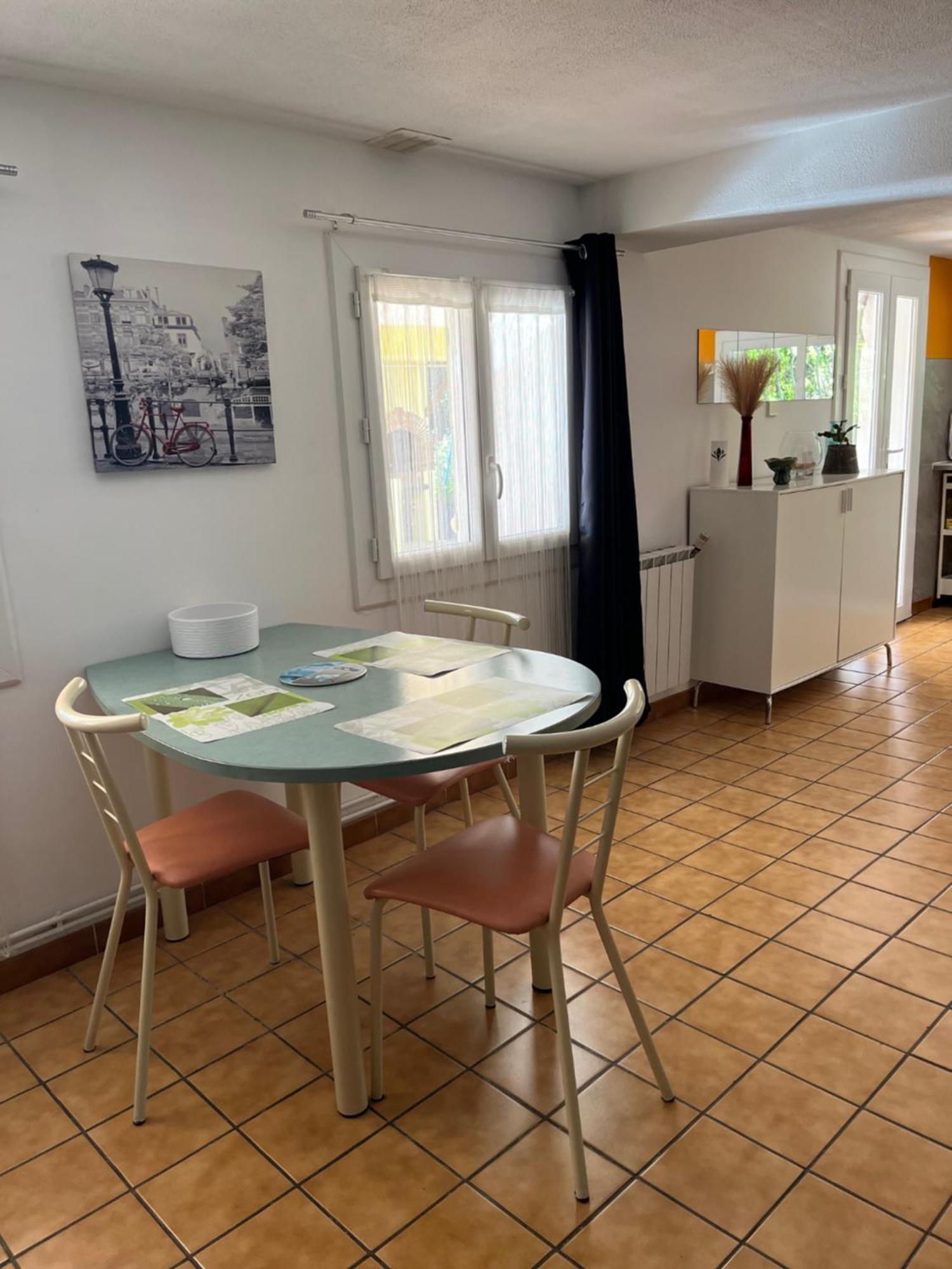 Le Rez-De-Jardin De Sopat Villa Fuveau Luaran gambar