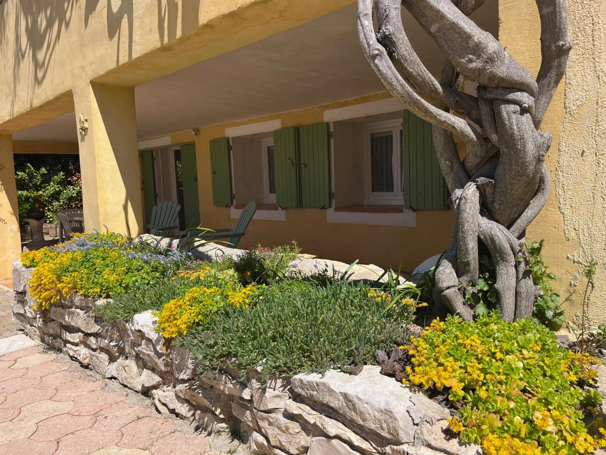 Le Rez-De-Jardin De Sopat Villa Fuveau Luaran gambar